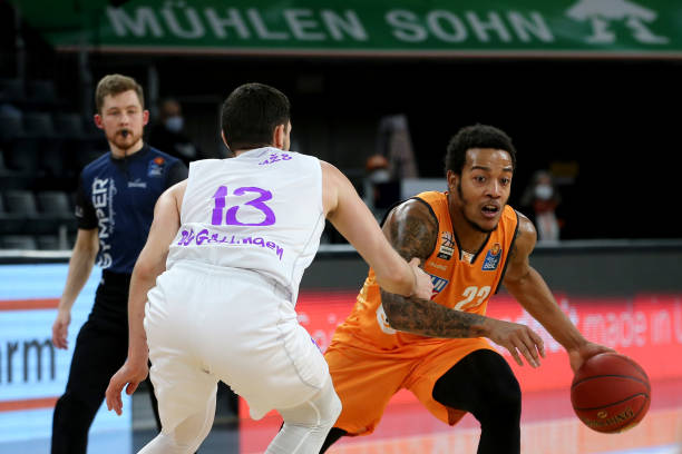 的一系列改 的一系列改