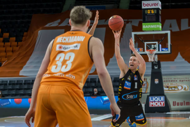 充分发挥个 充分发挥个