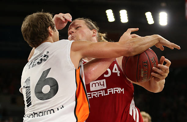 友斜传后 友斜传后